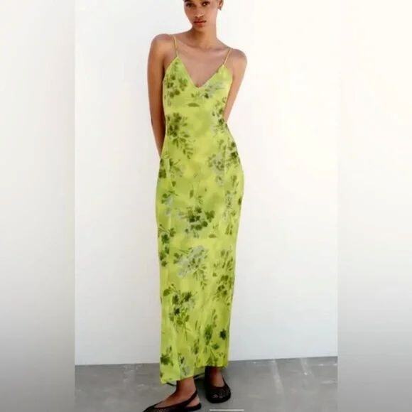 Zara Green Printed Blogger Favorite Backless Maxi Dress size XS - Picture 1 of 7